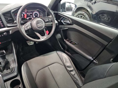 Audi A1 1.0 A1 Sportback 30 TFSI S Line Semi-Auto 5dr 23
