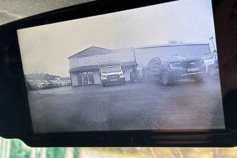 Iveco Daily 70C18D Crew Cab Dropside with Hiab X-Hiduo 062 Crane 24