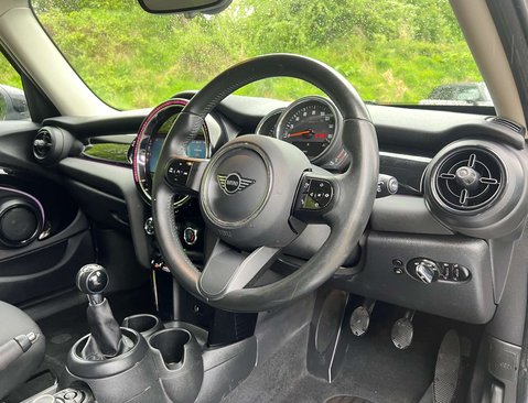 Mini Hatch 1.5 Cooper Classic 5dr 19