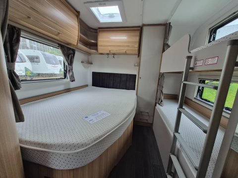 Bailey Pegasus grande GT 75 Amalfi  17