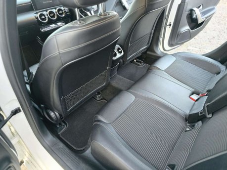 Mercedes-Benz A Class 1.5 A180d Sport (Executive) Hatchback 5dr Diesel 7G-DCT Euro 6 (s/s) (116 p 24