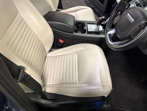 Land Rover Discovery Sport 2.0 Discovery Sport HSE D Auto 4WD 5dr 15