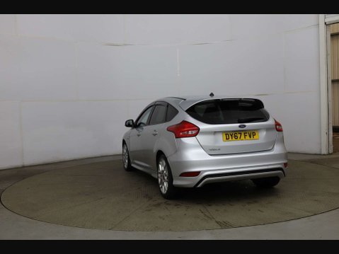 Ford Focus 1.5 Focus ST-Line TDCi 5dr 6
