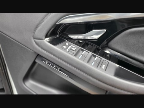 Land Rover Range Rover Evoque R-DYNAMIC S MHEV 24