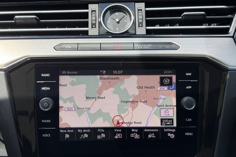 Volkswagen Passat GT TSI EVO DSG - PANORAMIC SUNROOF -19 INCH ALLOYS - ONE OWNER 45
