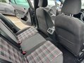Volkswagen Golf GTI TSI DSG 42