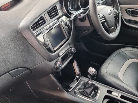 Kia Ceed CRDI 4 TECH ECODYNAMICS 21
