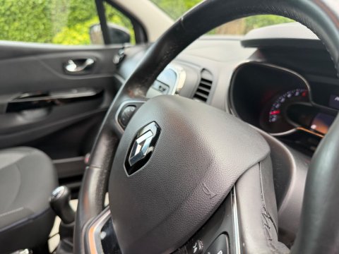 Renault Captur 0.9 TCe ENERGY Dynamique Nav Euro 6 (s/s) 5dr 32