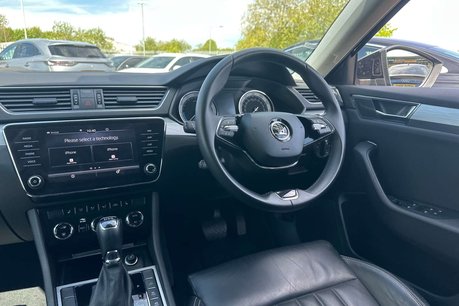Skoda Superb 1.4 Superb SE Tech iV PHEV Semi-Auto 5dr 26