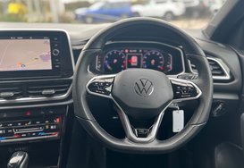 Volkswagen T-Roc R-LINE 2.0 TSI 4MOTION DSG AUTOMATIC 34