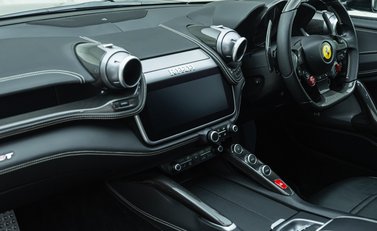 Ferrari GTC4 Lusso T 20