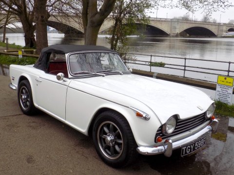 Triumph TR5 Sports 7
