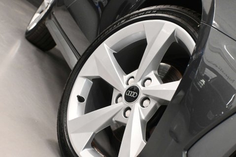 Audi A3 1.5 A3 Sportback 35 TFSI MHEV S Line Semi-Auto 5dr 31