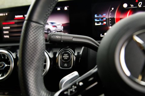 Mercedes-Benz A Class AMG A 35 4MATIC PREMIUM 17