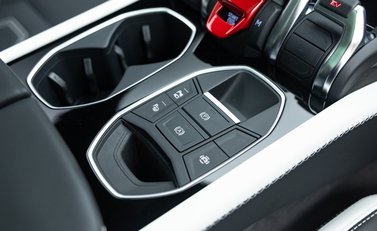 Lamborghini Urus SE 34