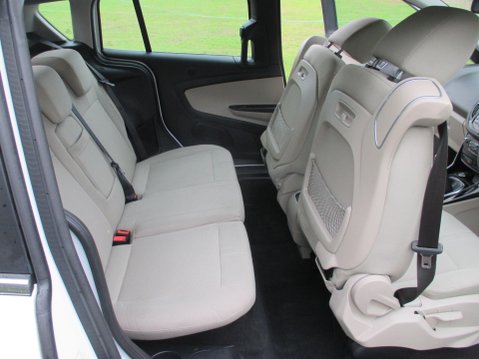 Ford B-Max 1.0T EcoBoost Titanium Navigator Euro 6 5dr 26