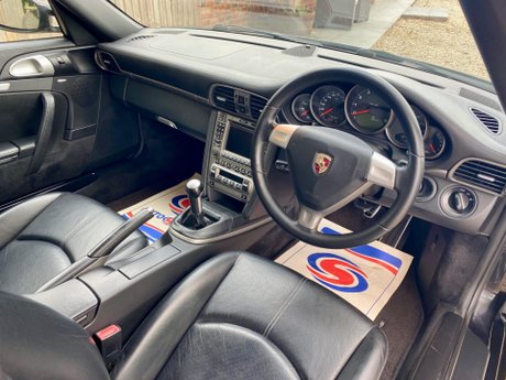 Porsche 911 3.6 997 Carrera 2dr 12