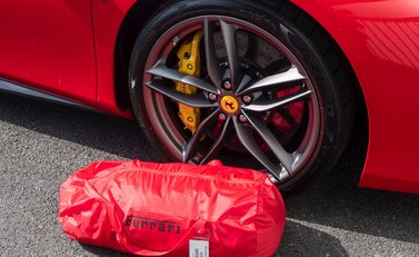 Ferrari 488 Spider 34