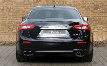 Maserati Ghibli S V6 10