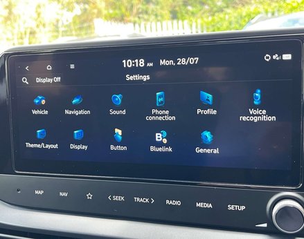 Hyundai BAYON 1.0 Bayon Premium T-GDI Auto 5dr 37