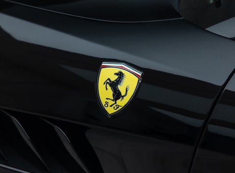 Ferrari GTC4 Lusso T 33