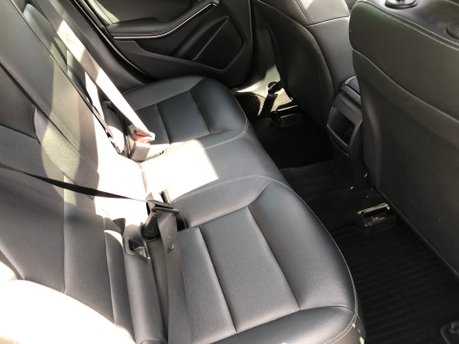 Mercedes-Benz A Class A180 1.6 SPORT EDITION Manual Petrol Pan Roof, Sat Nav, Rear Camera 18
