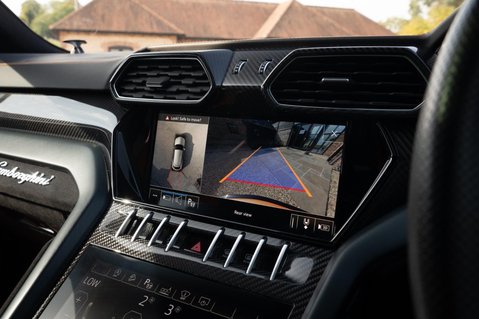 Lamborghini Urus V8 47