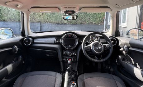 Mini Hatch Cooper 1.5 Petrol Manual Pepper Media 3 door - SAT NAV - 1 OWNER FSH 11