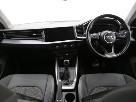 Audi A1 1.0 TFSI 30 Sport Sportback S Tronic Euro 6 (s/s) 5dr 9