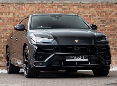 Lamborghini Urus 1