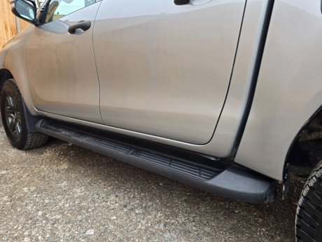 Toyota Hilux 2.4 D-4D Active Pickup Double Cab 4dr Diesel Manual 4WD Euro 6 (3.5t) (150 18