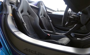 McLaren 675 LT Spider 7