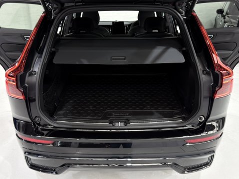 Volvo XC60 B5 ULTRA BLACK EDITION AWD 30