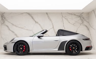 Porsche 911 Targa 4S (992) 2