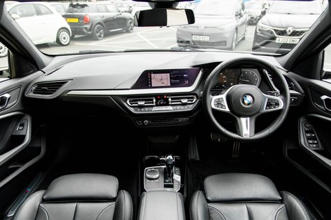 BMW 1 Series 118I M SPORT 3