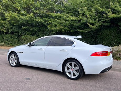 Jaguar XE 2.0i Portfolio Auto AWD Euro 6 (s/s) 4dr 81