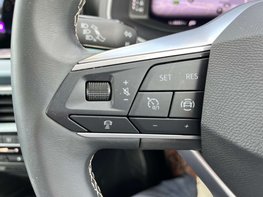 SEAT Arona 1.0 Arona Xperience Lux EcoTSI Semi-Auto 5dr 64