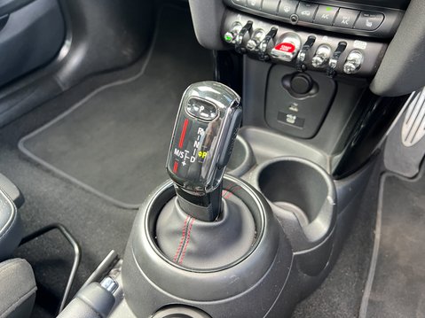 Mini Hatch 2.0 Cooper S Sport Hatchback 3dr Petrol Steptronic Euro 6 (s/s) (192 ps) 27