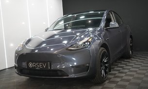 Tesla Model Y LONG RANGE AWD Comfort Suspension 20" Alloy Wheels GROK AI One Owner VAT Q 10