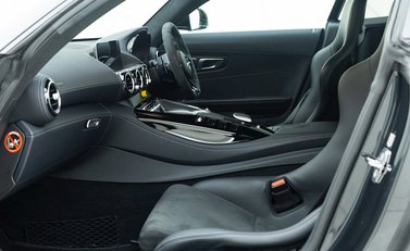 Mercedes-Benz AMG GT R GT R Pro 12