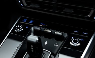 Porsche 911 Turbo S (992) 26
