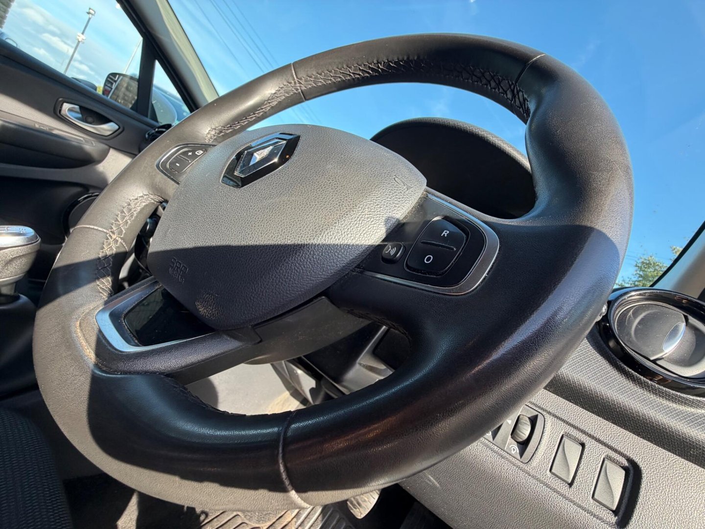 2018 Renault Clio — image 14