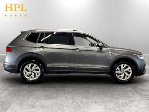 Volkswagen Tiguan Allspace 1.5 TSI Life SUV 5dr Petrol Manual Euro 6 (s/s) (150 ps) DAB Radio - Parkin 8