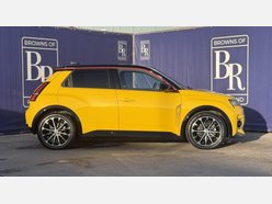 Renault 5 comfort range 52kWh iconic five Hatchback 5dr Electric Auto (150 ps) 3