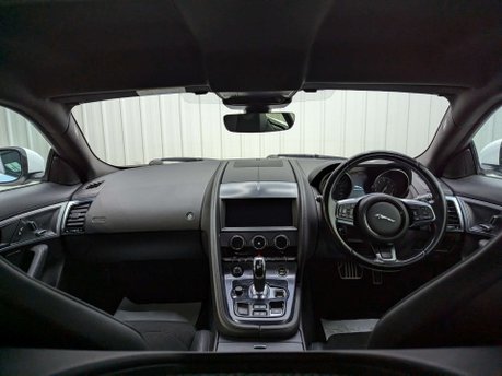 Jaguar F-Type 3.0 F-Type V6 R-Dynamic Auto 3dr 45