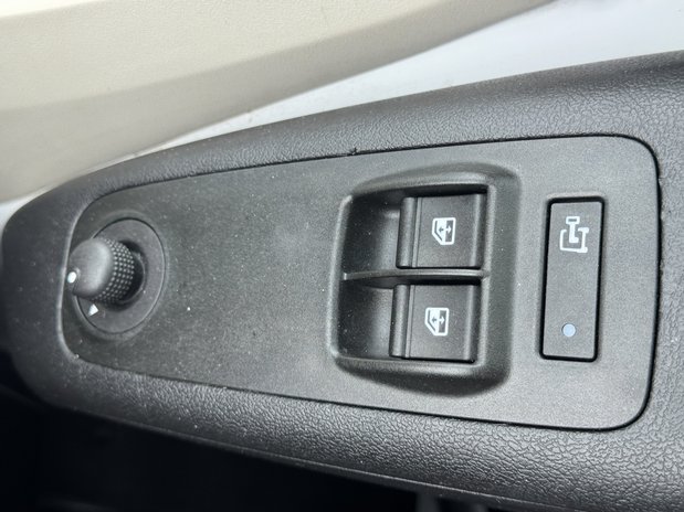 Citroen Relay XLWB L4H2 [SOLD CM] Medium Roof Enterprise Air Con Sensors EURO 6 24