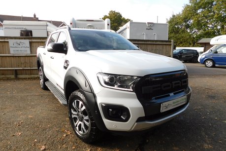 Ford Ranger WILDTRAK 3.2 V6 TDCI PICK UP 6SPD MANUAL