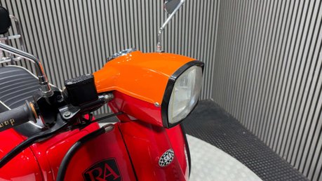 Royal Alloy GT LC 2018 ONLY 2K MODERN RETRO SCOOTER 200CC 16