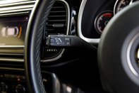 Volkswagen Beetle R LINE TDI BLUEMOTION TECHNOLOGY 14