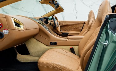 Aston Martin Vanquish Zagato Speedster 22
